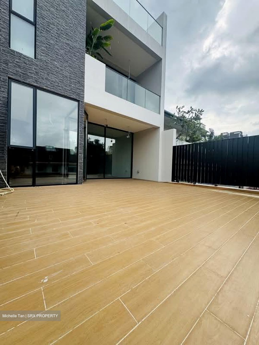 Upper Bukit Timah Road (D23), Terrace #588757271